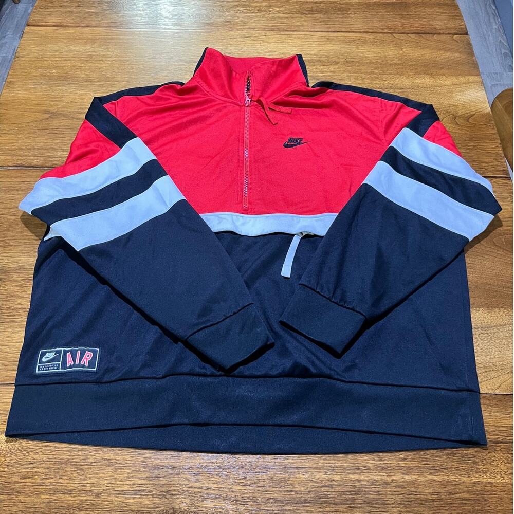 Nike Air Sportswear Jacket XL Red Loose Fit Activewear Logo Pocket Easy Care